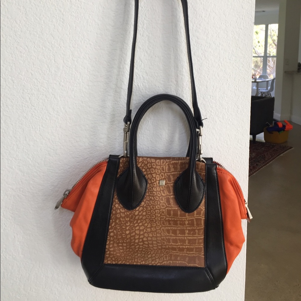 Leather Pour La Victoire handbag!